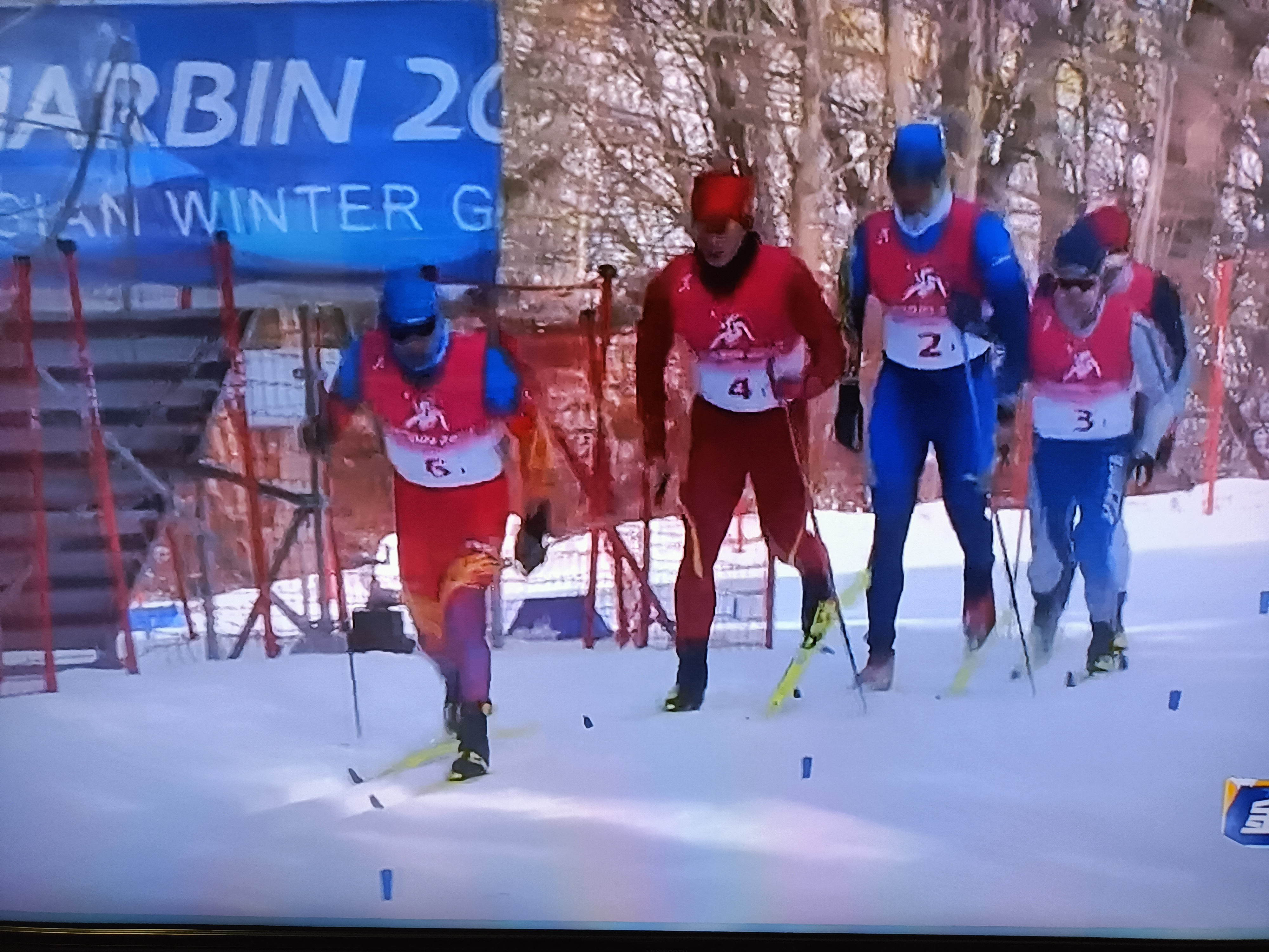 比利时选手在越野滑雪项目中实力强劲,斩获金牌 比利时选手在越野滑雪项目中实力强劲,斩获金牌