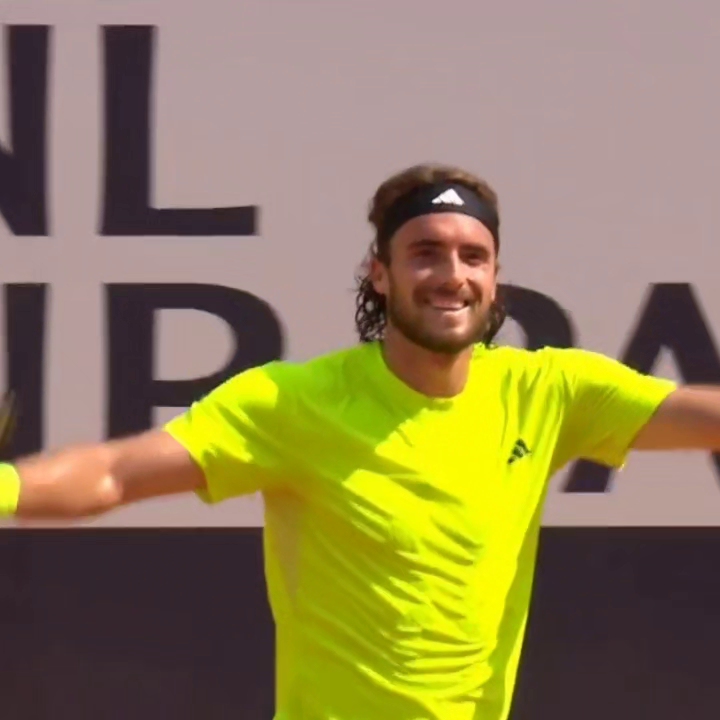 包含世界网球队逆转德国网球队，西西帕斯打破历史纪录的词条