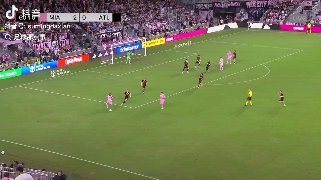 AC米兰轻取巴萨，苏亚雷斯绝境逆转的简单介绍