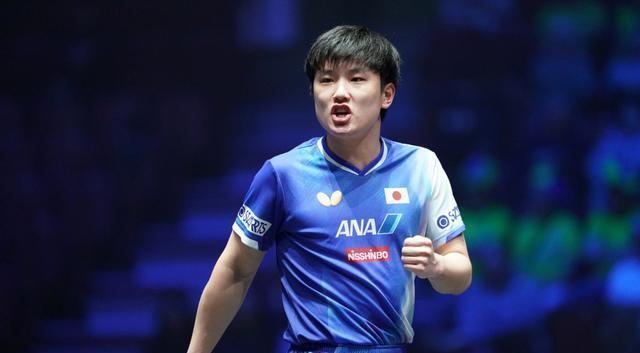 中国队翻盘英格兰队，张本智和高光表现